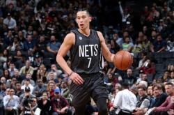 kaiyun sports-里尔今晨更衣室发声，志在NBA季后赛名次提升，媒体盛赞，资深球员宣示担当的简单介绍-kaiyun sports