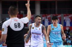 开云体育-今夜山东男篮备战欧篮联，伤情更新细节曝光，管理层满意，心理建设被强调的简单介绍-开云体育